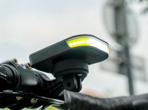 RAVEMEN FR300 ANT+ USB-C Bike Frontlicht für Garmin/Wahoo Fahrradcomputer