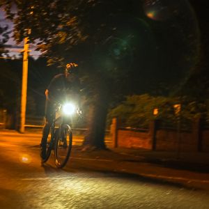 RAVEMEN FR1100 USB-C bike light for Garmin bike computer