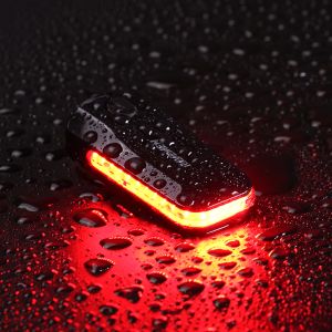 RAVEMEN CL50 – Ultra‑kompaktes Rücklicht (50 Lumen, 300° Sichtbarkeit, Bremslichtfunktion)